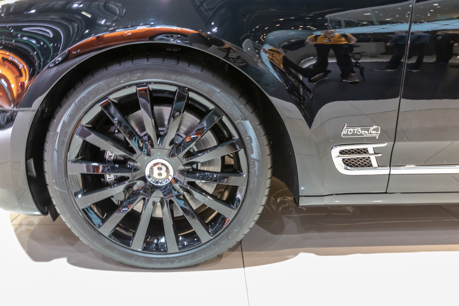 慕尚为什么比幻影豪华,慕尚停产了幻影为什么不会停产