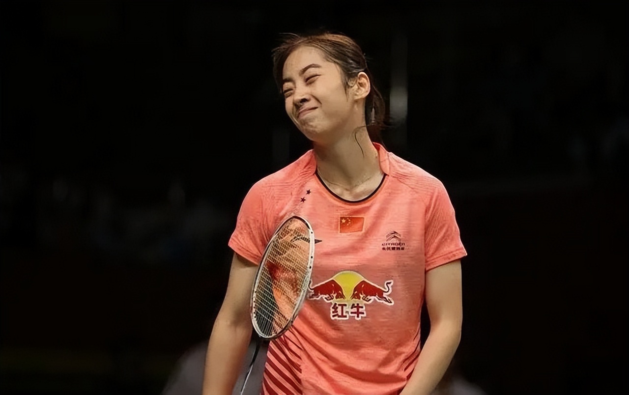 王适娴谌龙17岁,王适娴几岁和谌龙在一起的