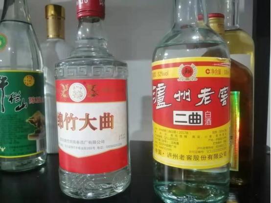 茅台镇酒哪些靠谱,杏花村白酒与茅台酒的区别