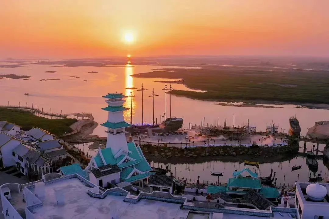 回到小县城朝九晚五,回到朝九晚五的心情说说