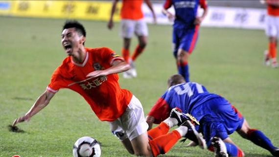 中超泰山队夺冠合集,中超山东泰山队2018年比赛集锦