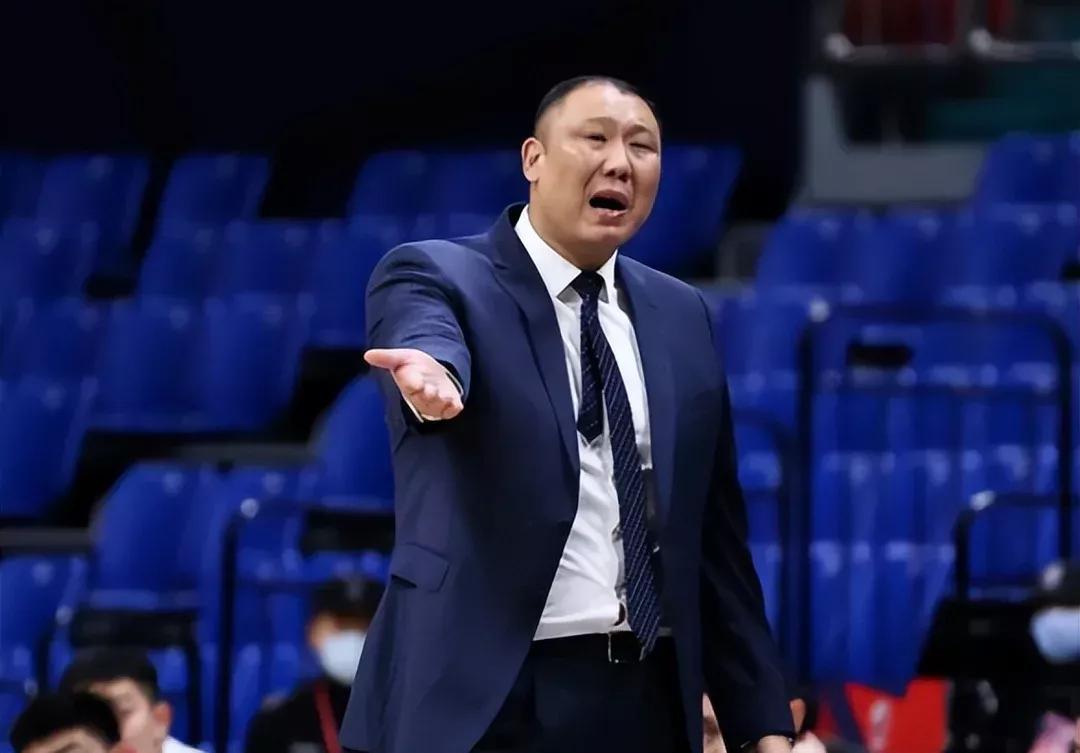 王晗付豪,cba全明星北区主教练王晗