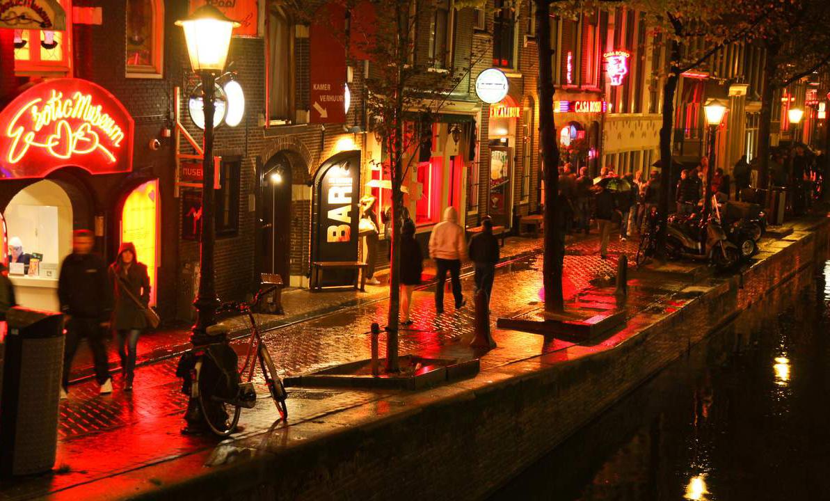 荷兰宣布性合法后遗症,荷兰合法化的新政策