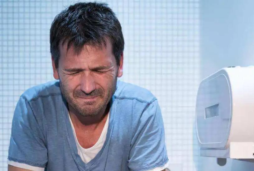 常吃花生能治便秘吗,经常吃生花生米可以治便秘吗