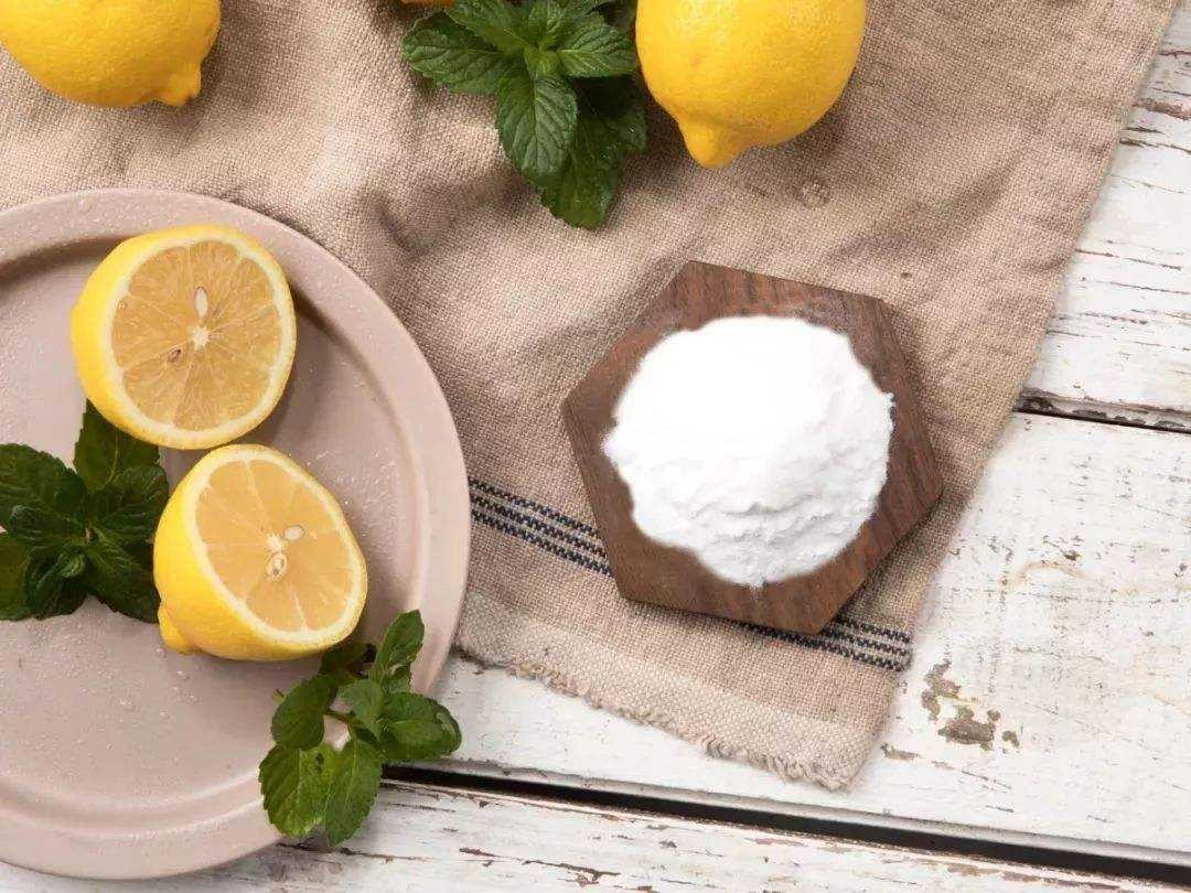 生活中的化学，谈谈某些视频中“万能”的小苏打，真的那么神吗？