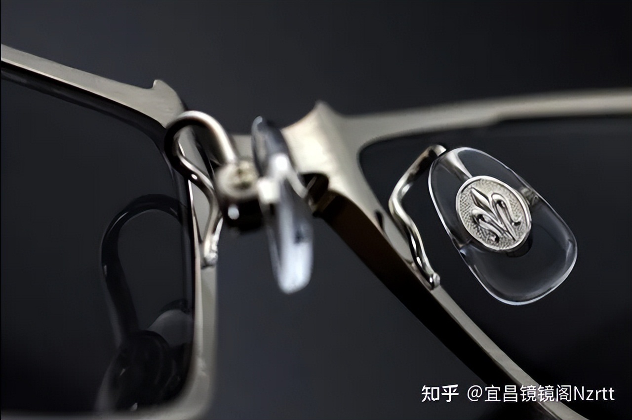 Arossvy眼镜—精雕细琢的日本银饰之王