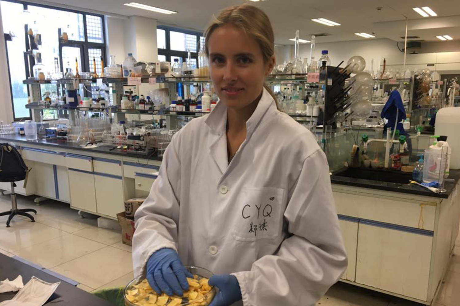 关于美国姑娘嫁给中国小伙,中国女孩嫁给美国小伙子