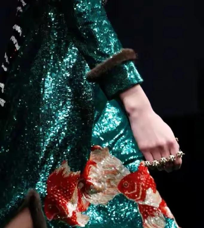 亮相gucci大秀惊艳米兰时装周,gucci展示2019早秋系列