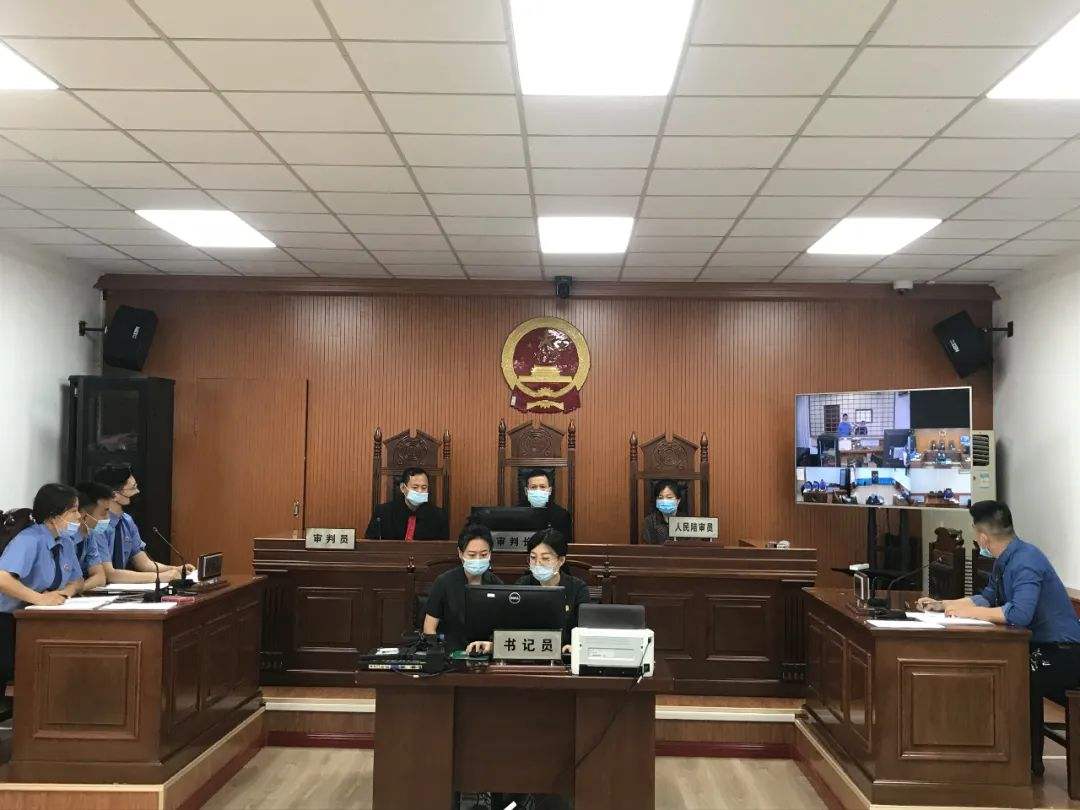 买到假茅台赔了30万,拼夕夕买到名酒假货十倍赔偿