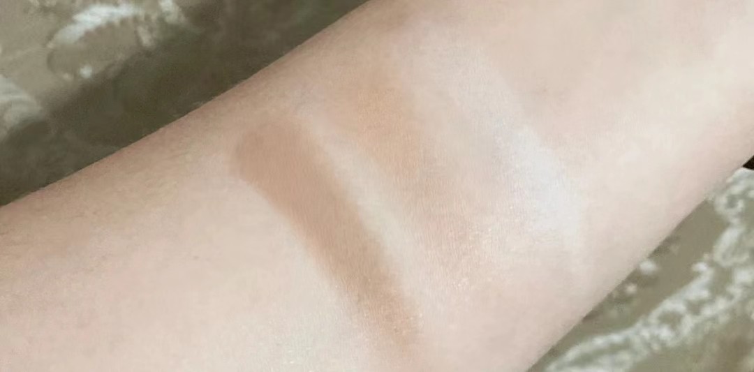 素颜白开水妆容教程,怎么打造清透的妆容