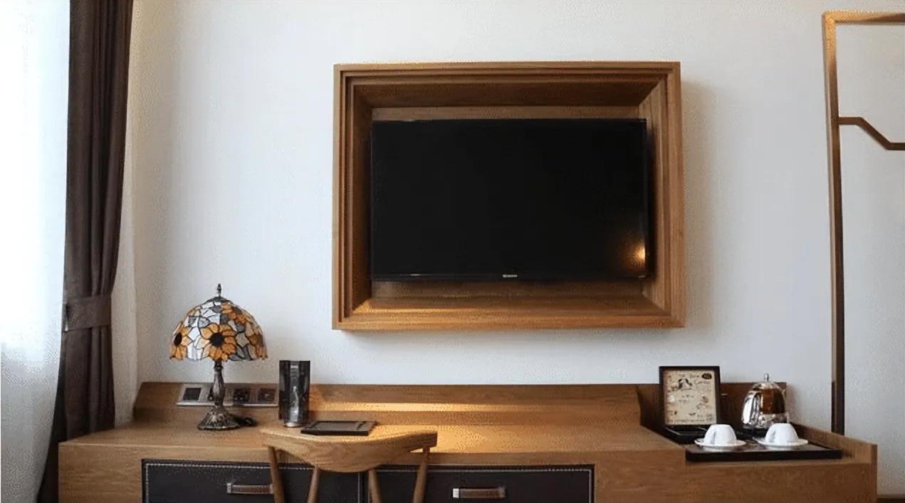 酒店弄上大姨妈了需要赔钱吗,大姨妈血弄到酒店床单上要赔钱吗