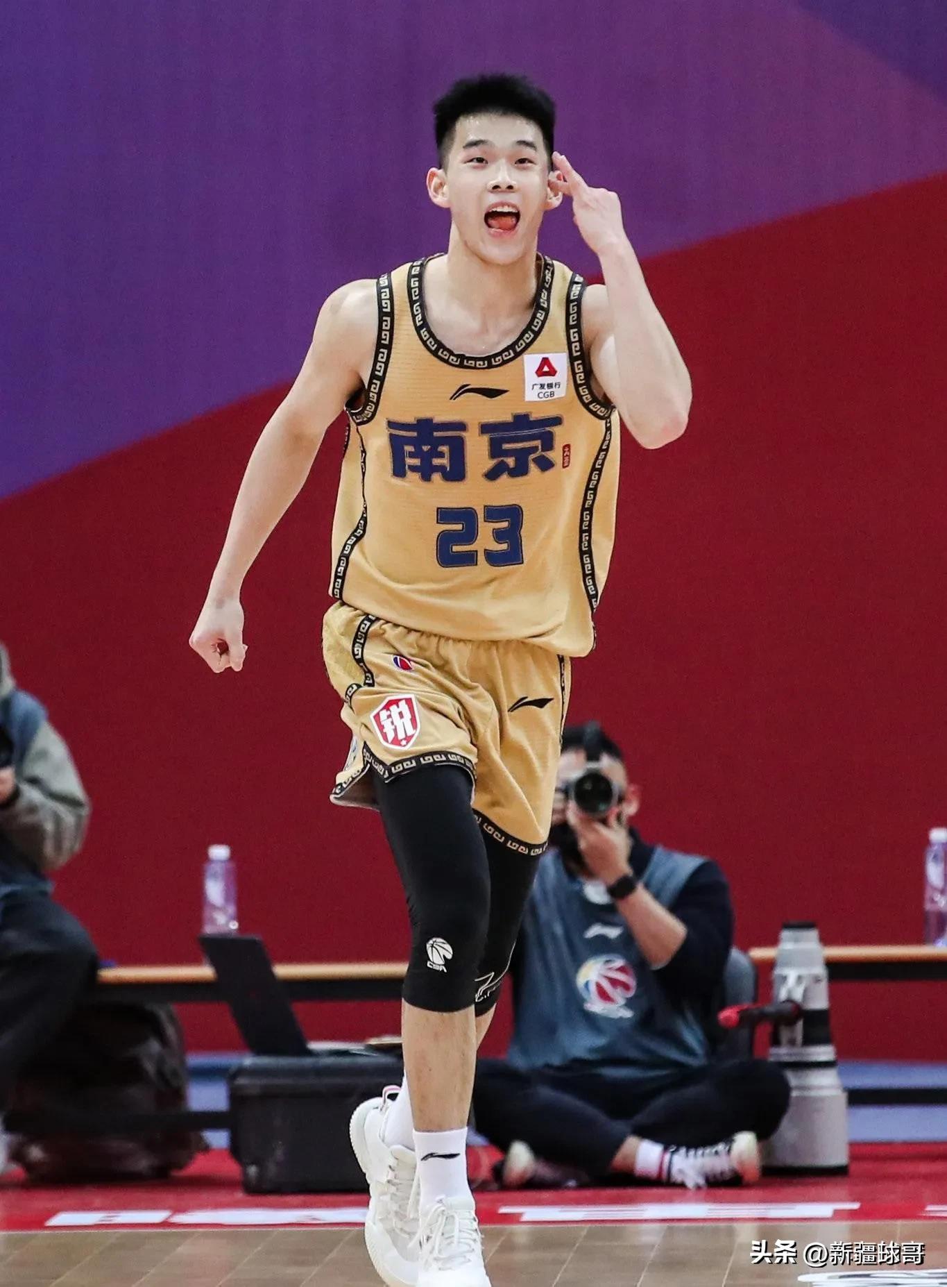 历史上穿过三号球衣的伟大球员,永远不要低估穿23号球衣的人