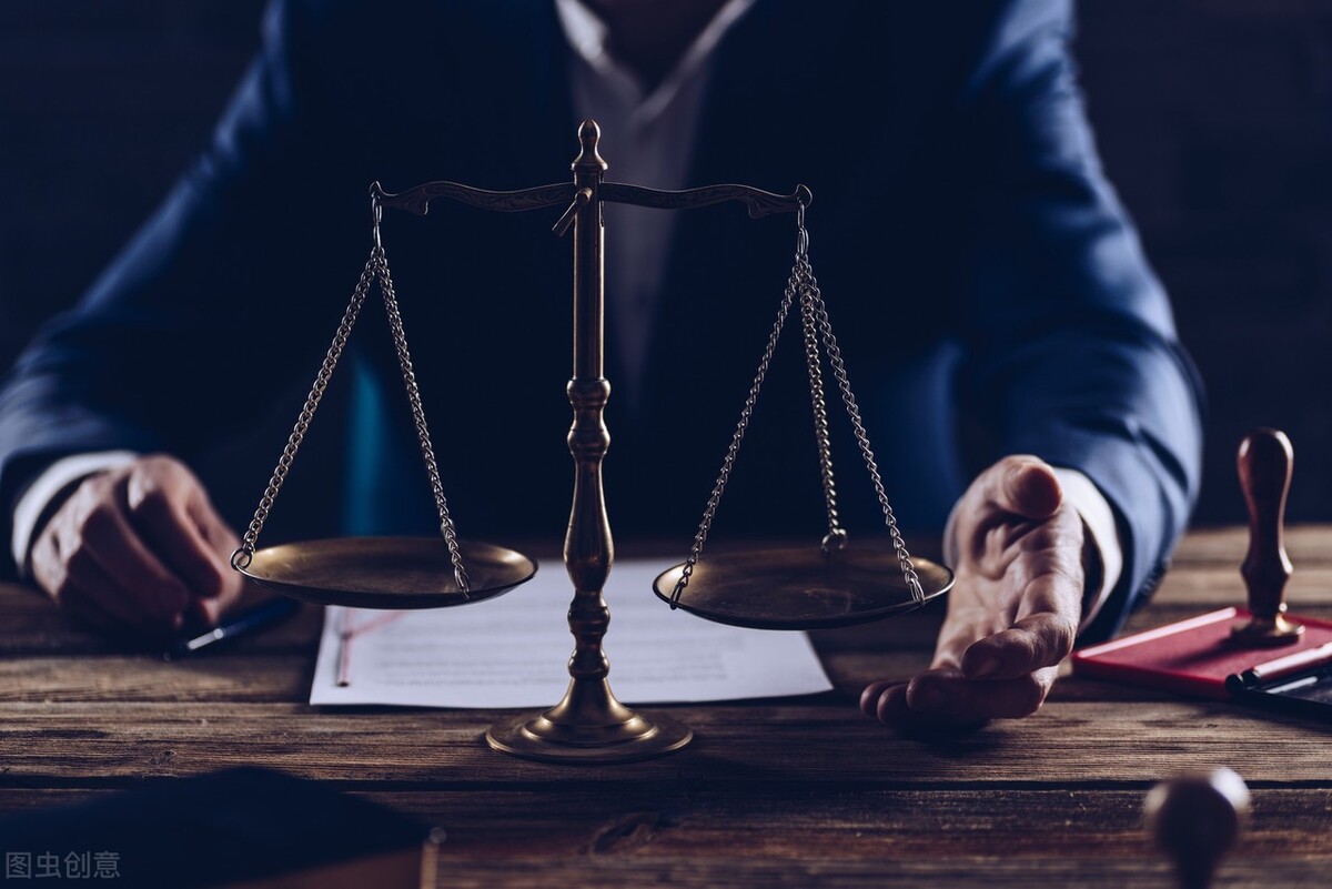 网上售卖考试题犯法吗,非法提供试题答案罪处罚作弊者