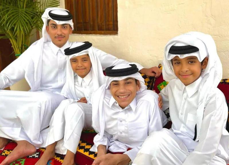 世界杯半身男孩,世界杯上半生少年