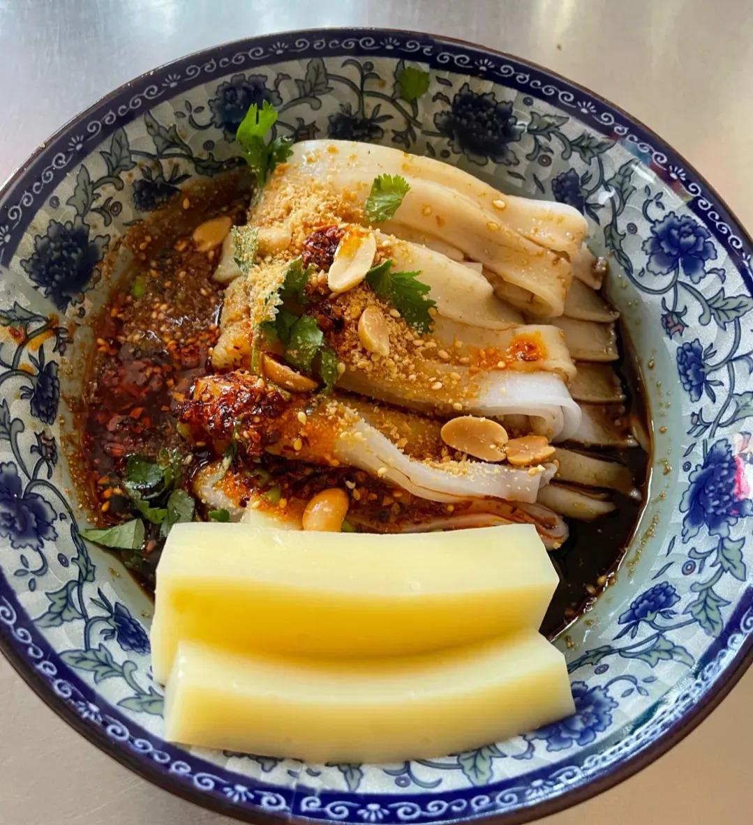 昆明的滇池周边有哪些不错的温泉,昆明温泉酒店吃住一体推荐五华区