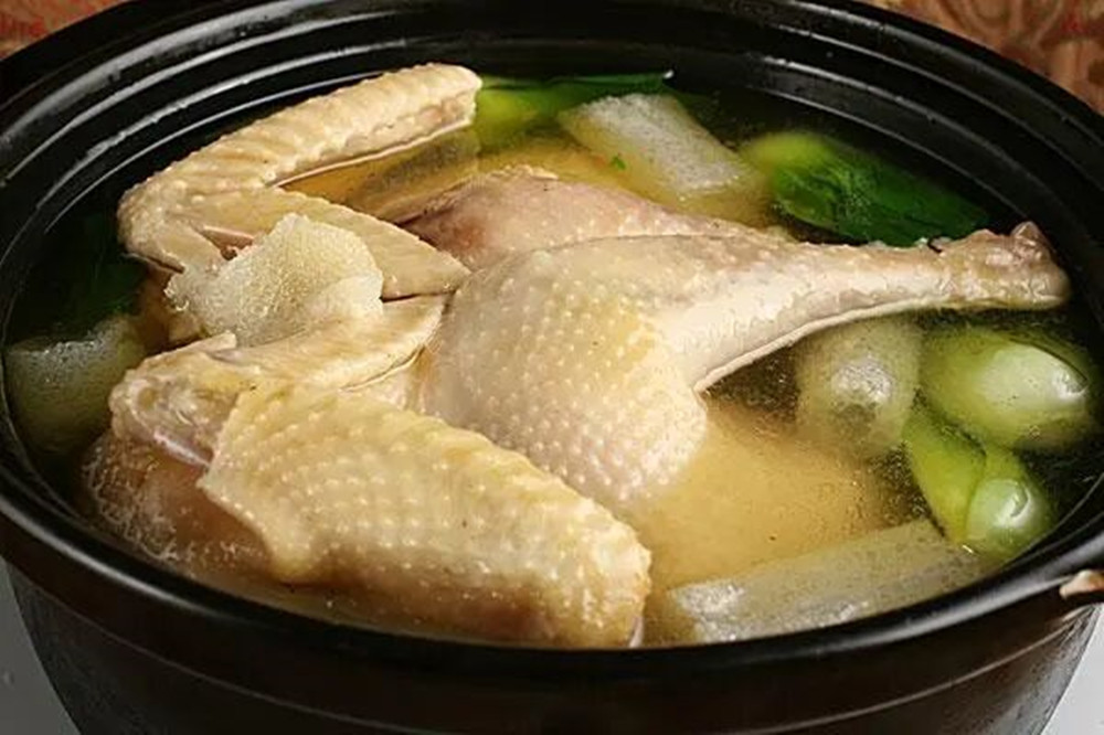 炖鸡汤时这五种料别放,炖鸡时切记3放2不放