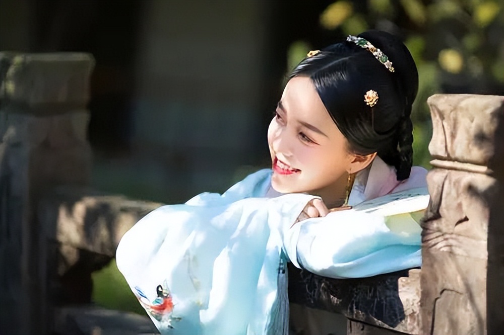 蒲松龄聊斋志异婴宁的故事,聊斋蒲松龄婴宁原文翻译