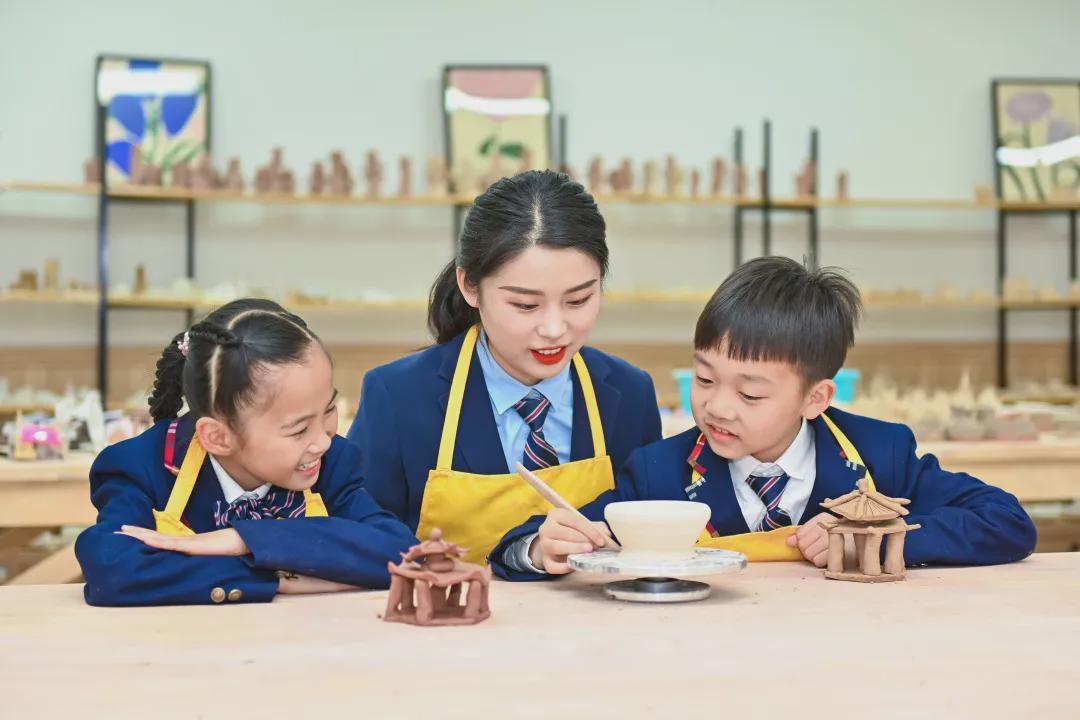 求贤若渴广纳英才,求贤若渴