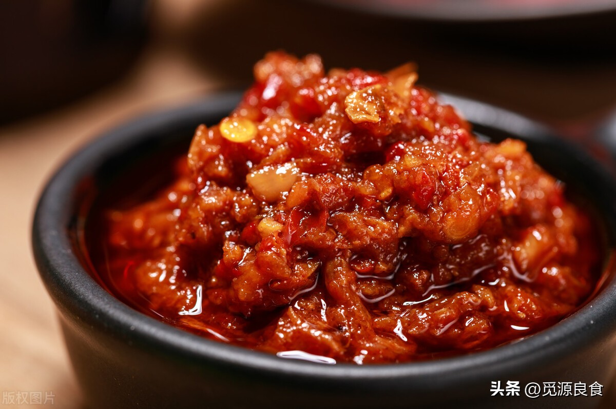 做辣椒酱不放盐的视频,五香辣椒酱用不用加盐