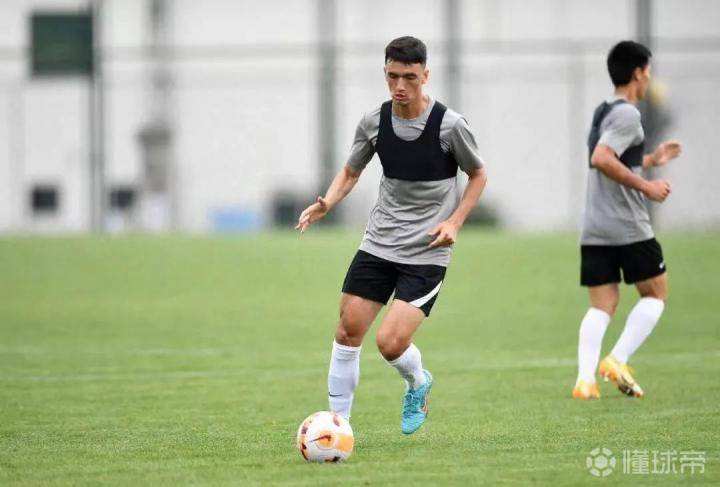 18岁小将木塔力甫,木塔力甫能踢五大联赛吗