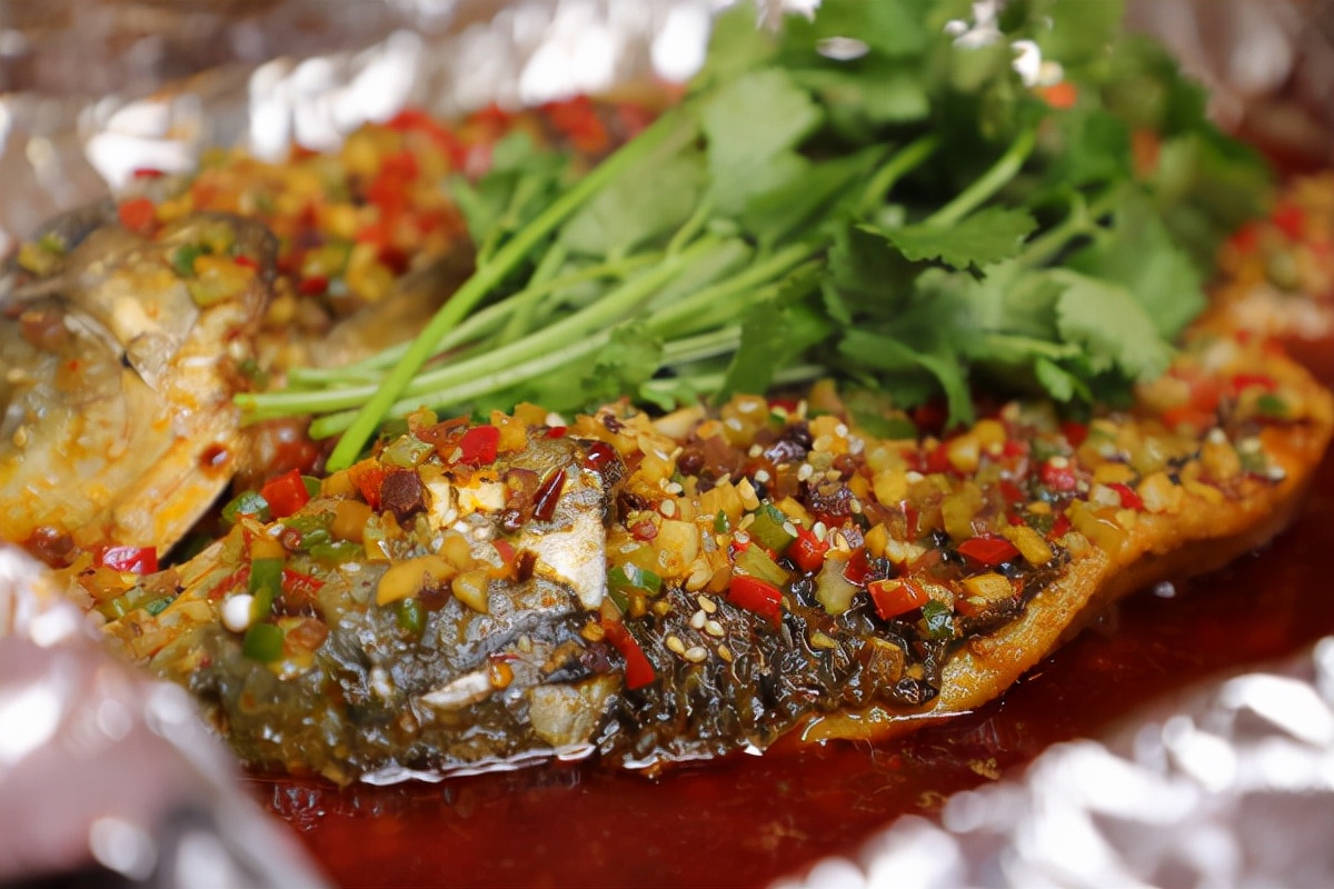 锡纸烧烤做法放什么配菜,烤箱锡纸日本豆腐金针菇烧烤做法