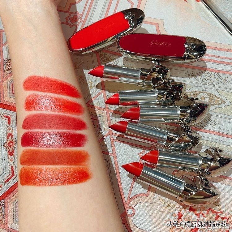 雅诗兰黛倾慕唇彩唇蜜420,2021雅诗兰黛润唇膏限定130