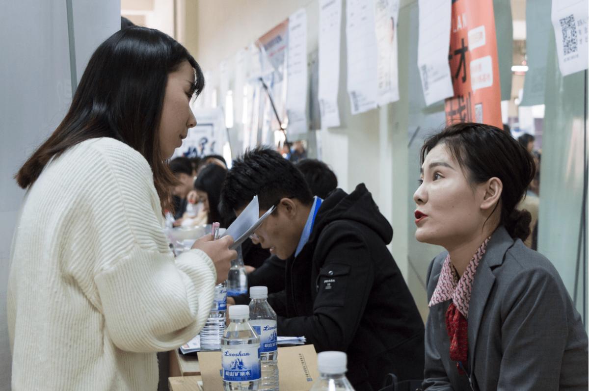 大学毕业二本生出路在何处？多数从事这3种工作，过来人深有同感