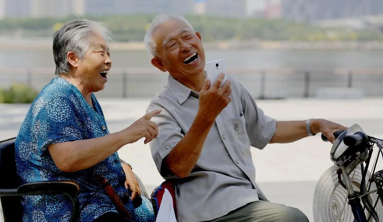 得了口腔溃疡怎么缓解疼痛更有效,缓解口腔溃疡的疼痛常见简单方法