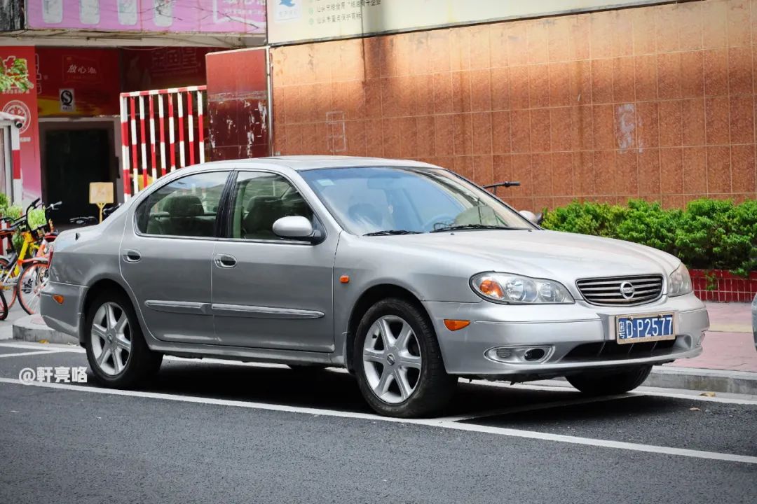 日产nissan老款改装,老款尼桑风度轿车系列大全