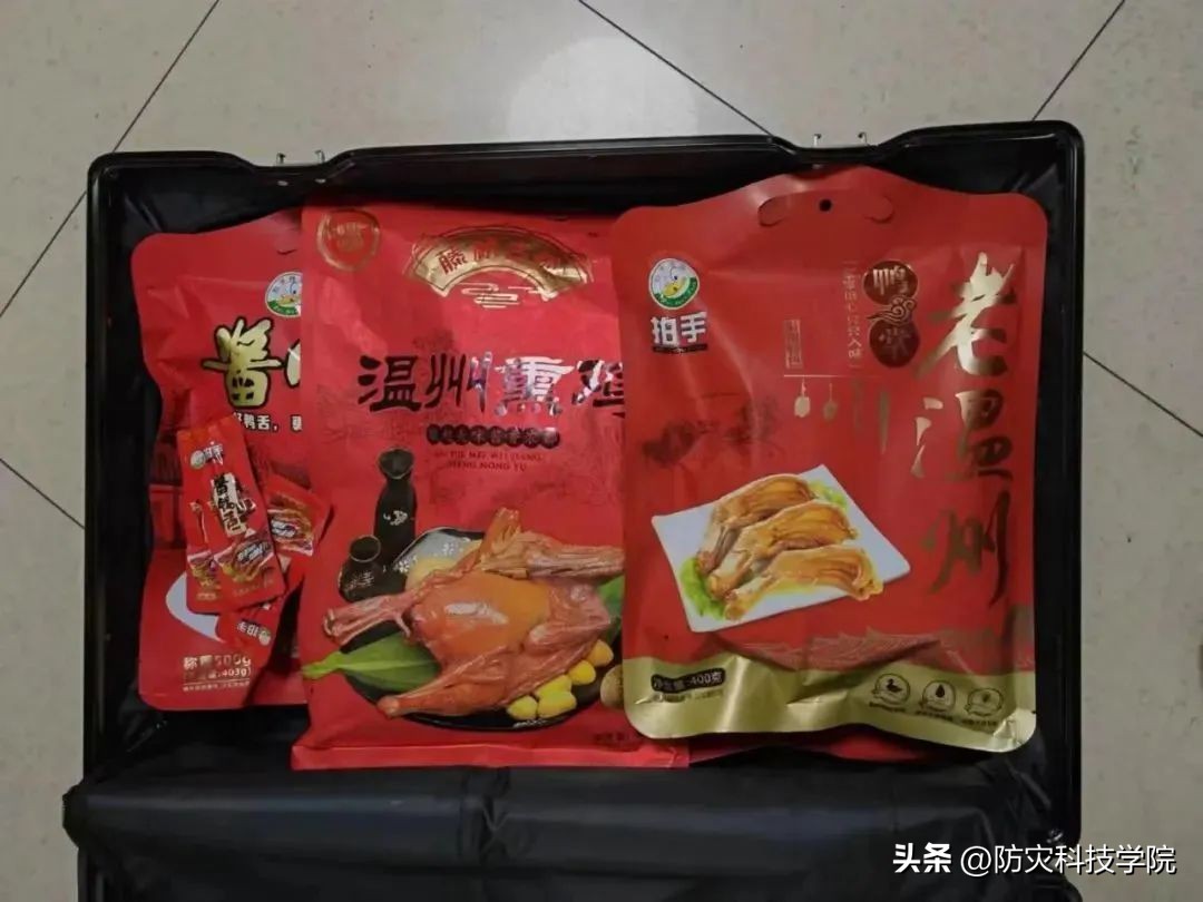 开学了看看你们的行李箱,开学指南之行李箱