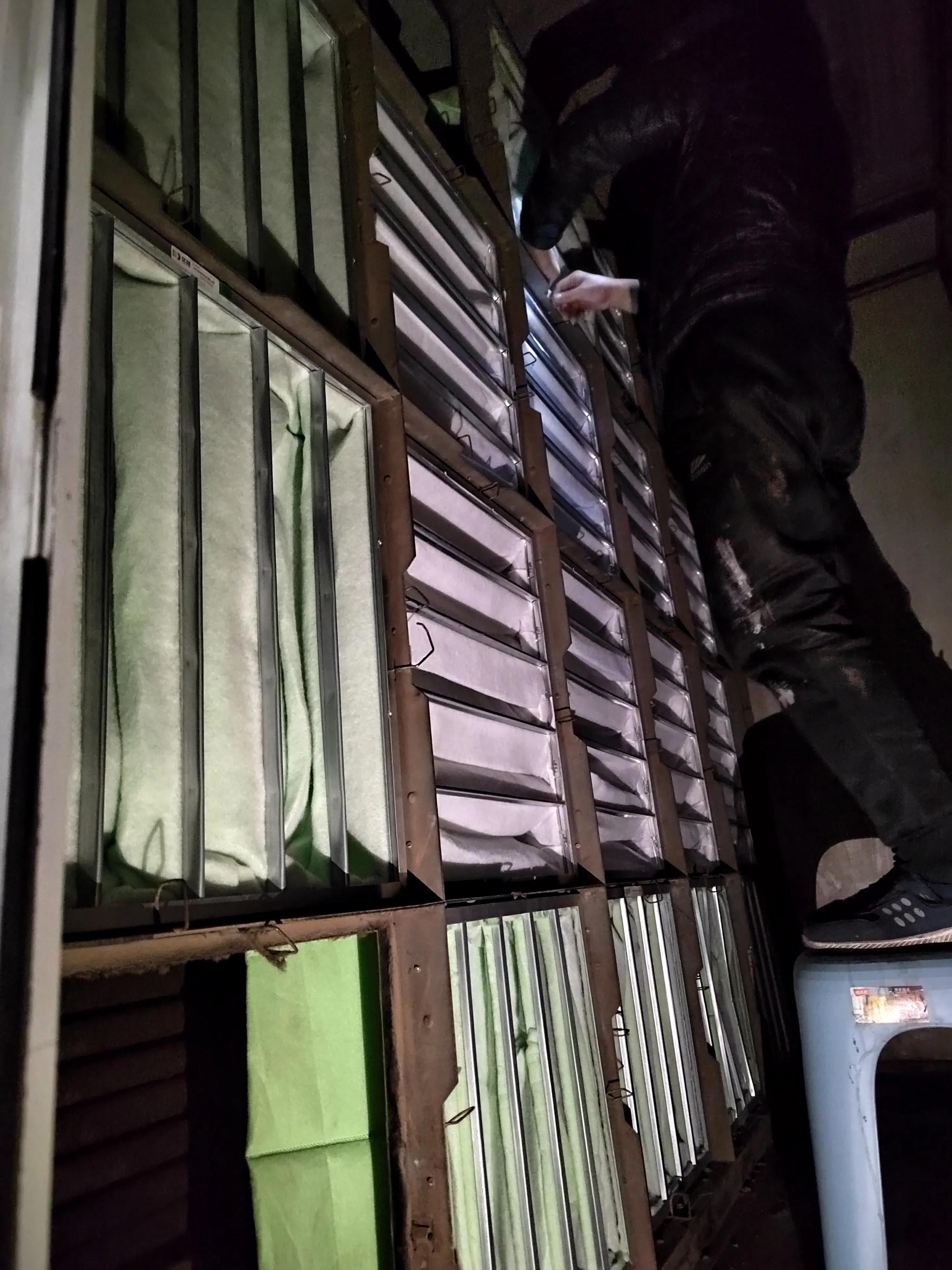 空调过滤器和空气过滤器多久更换,中央空调干燥过滤器更换