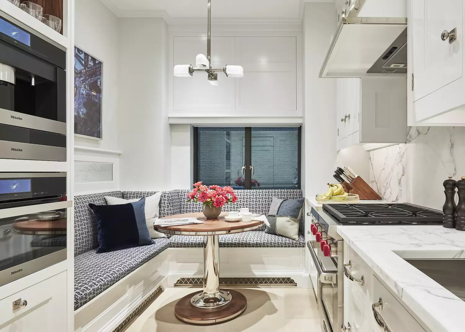 小户型没客厅如何巧妙放餐桌,小户型可以升降的茶几餐桌