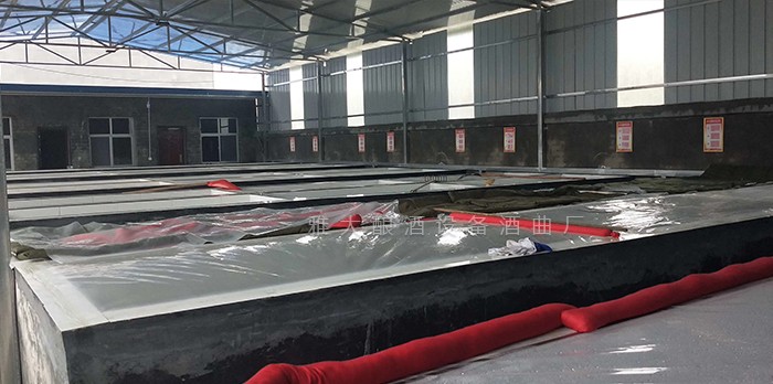 发酵酒窖泥池是怎么建造的,窖池固态发酵酿酒技术