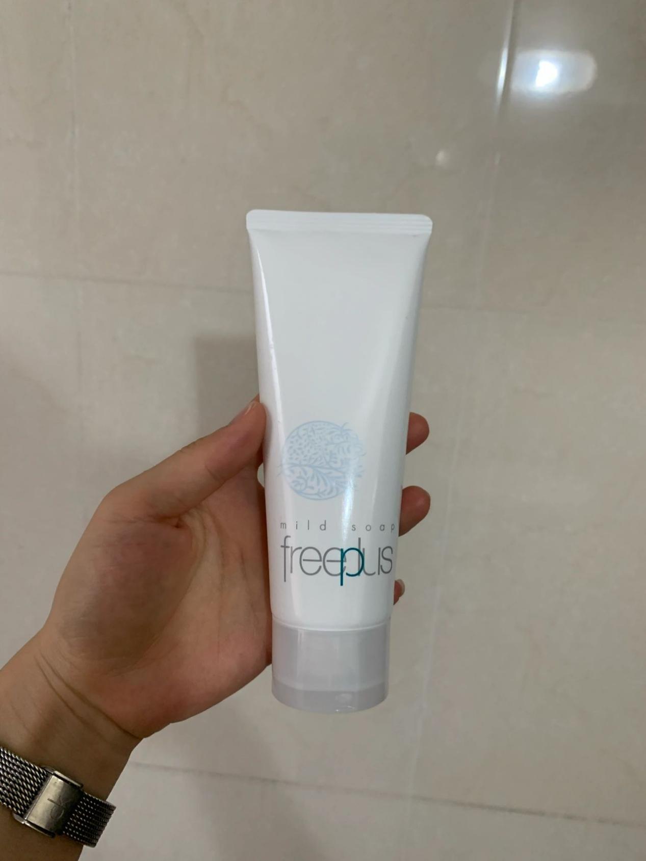 什么牌子洗面奶控油祛痘效果好,什么牌子的洗面奶控油祛痘效果好