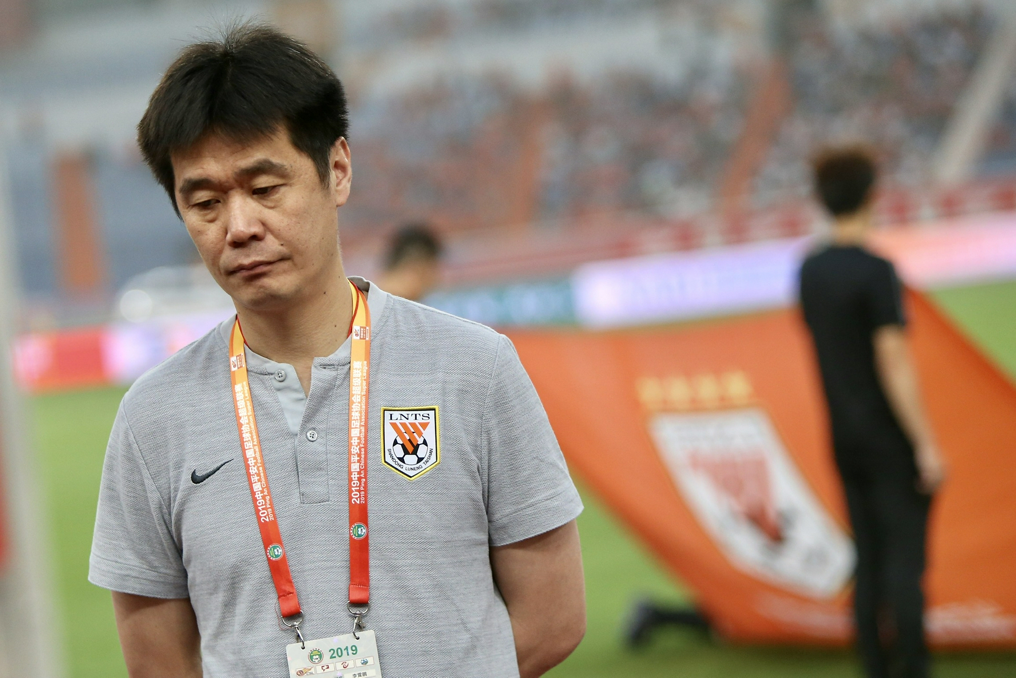 李霄鹏鲁能换帅视频,山东足球李霄鹏最新消息