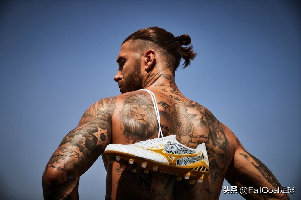 美津浓公认的最好的一款足球鞋,美津浓拉莫斯签名鞋