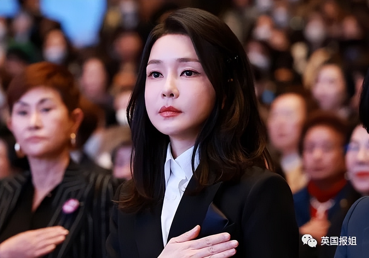 韩总统夫人访美,韩国总统夫人出访视频