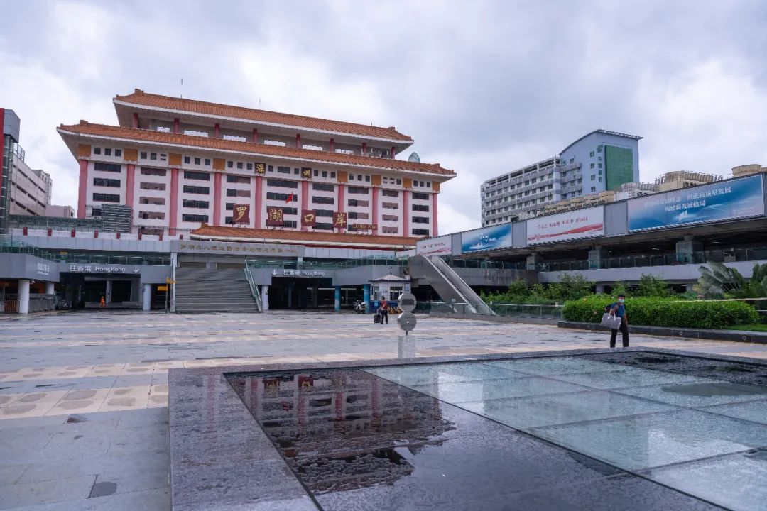 香港罗湖关口也封关了吗,香港罗湖口岸封关吗