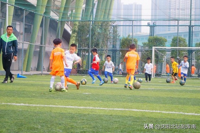 国足未来的出路在哪里呢,国足未来十年的年轻阵容