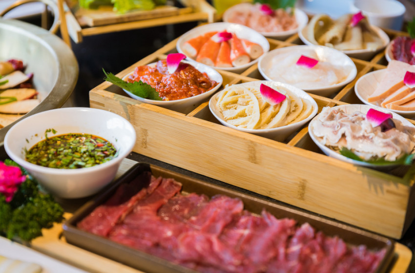 现在最火爆的火锅食材超市,火锅食材超市的未来究竟会怎么样