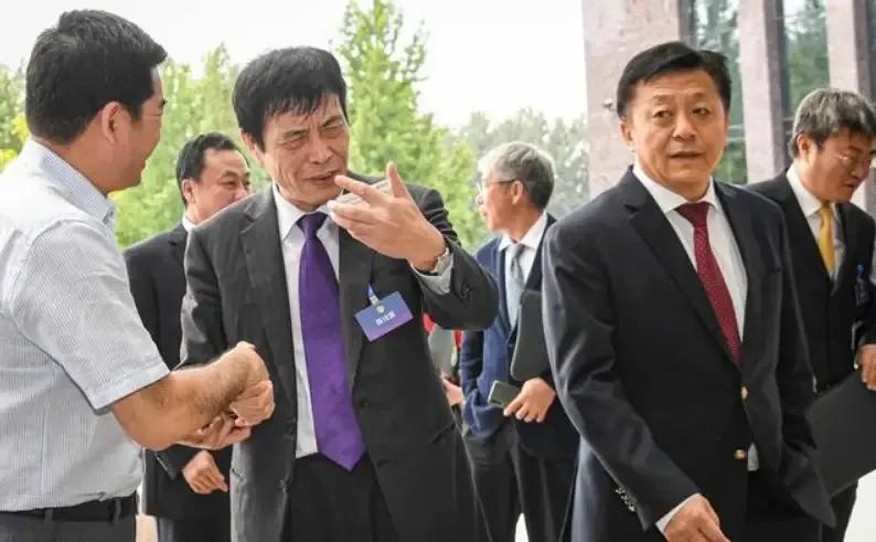 陈戌源的腐败源头是中国足协还是上港集团