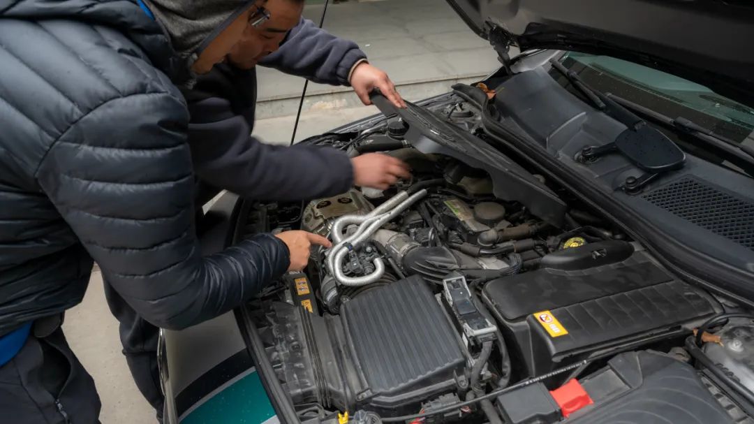 八冠车队,f1冠军版2016款amga45