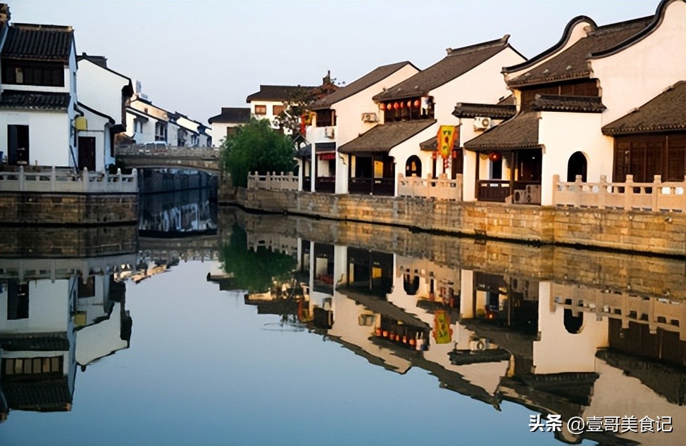 江苏酒圈怪象，不摆洋河不爱茅台，却偏爱这4款外地酒，你喝过吗