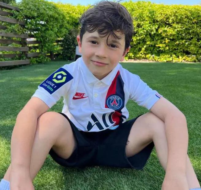 球王梅西有多专情,球王梅西的故事