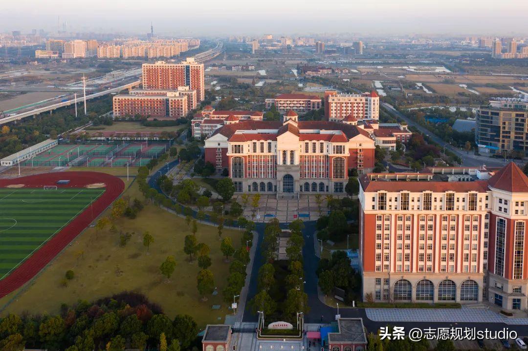 上海健康医学院前身是什么学校,全国最有名的医学院有哪些