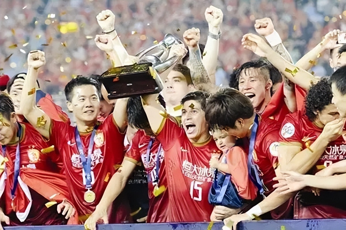 首富们遭遇滑铁卢!这十位地产大佬曾涉足中国足球结果都失败了