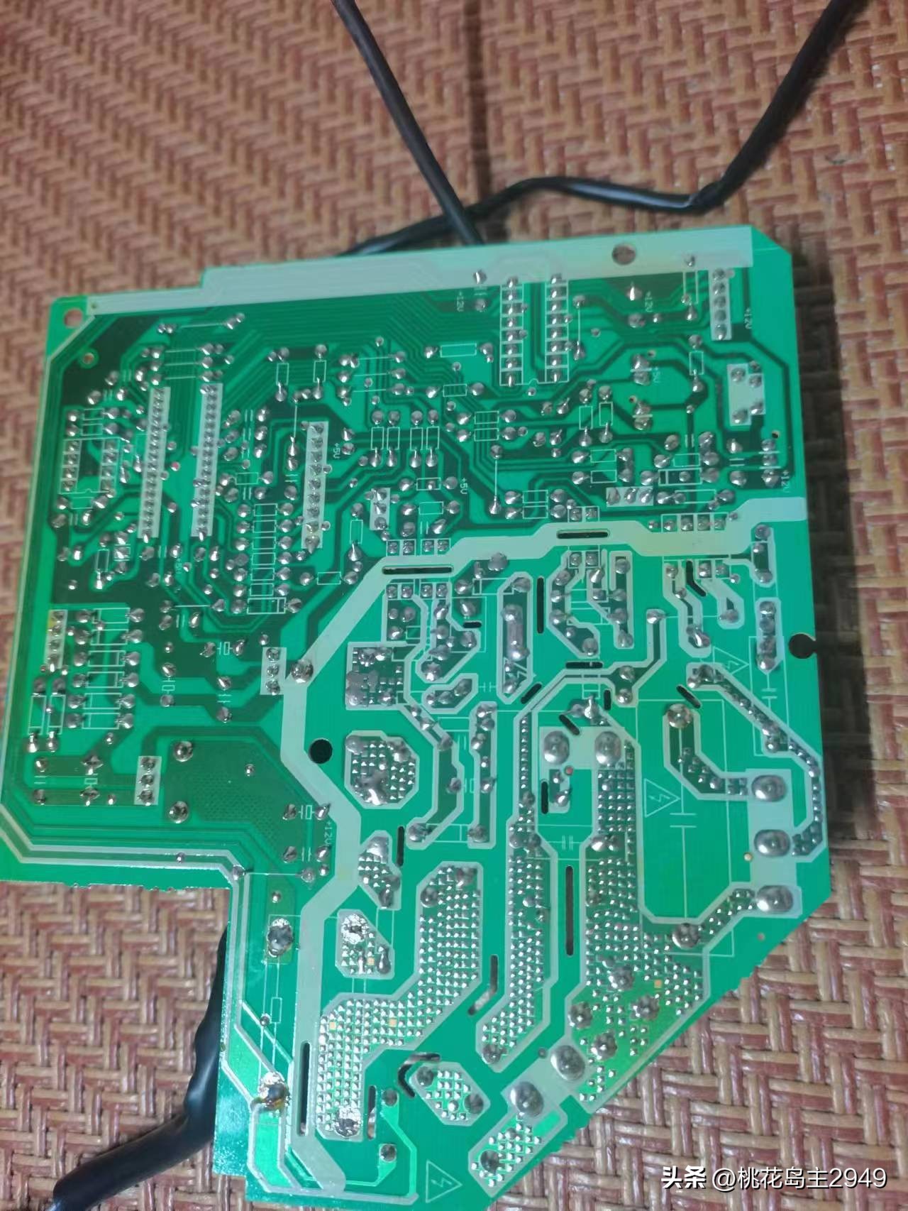 美的变频空调e1信号线,美的空调e1维修多少钱