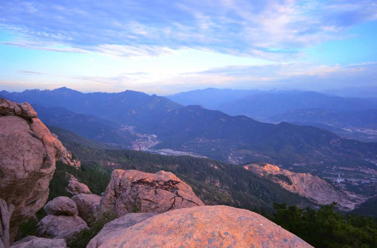 91年干部发现一山头像毛主席，孔令华初见哭了，李讷感叹：太像了