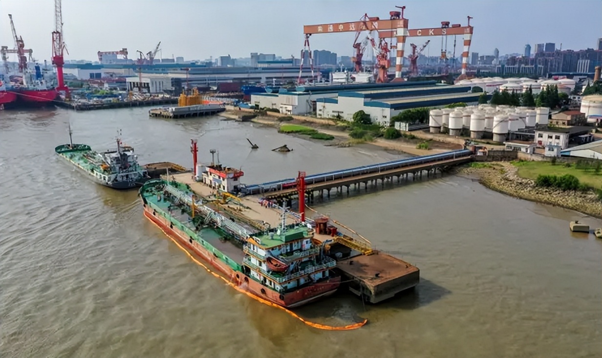 中俄石油定价100美元一桶,中俄石油贸易协定价格