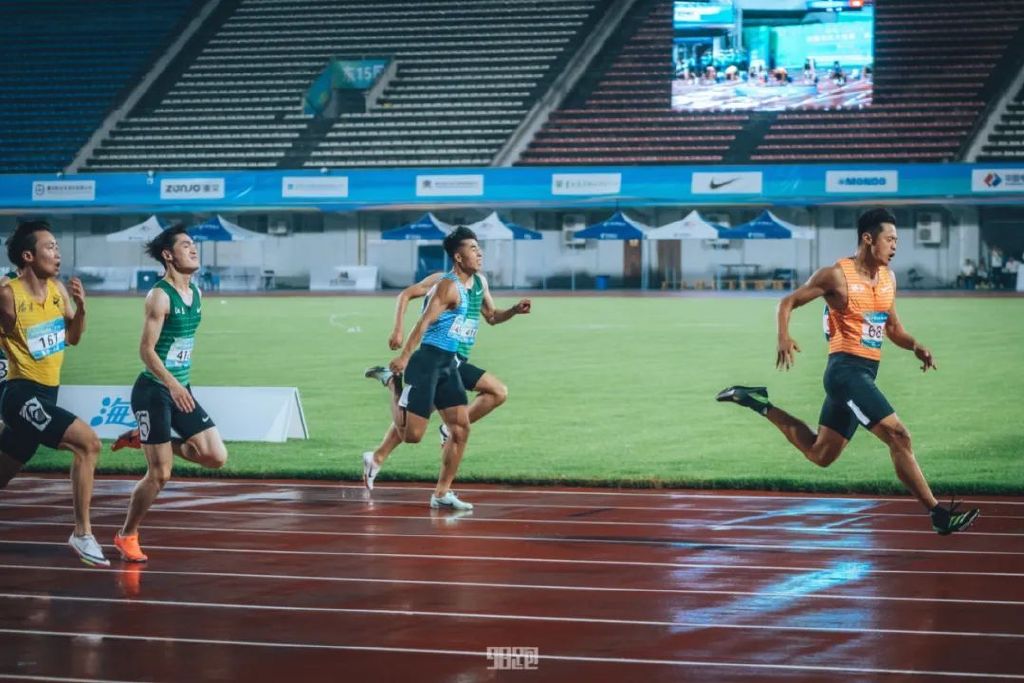田径比赛英姿勃发,江津田径锦标赛直播